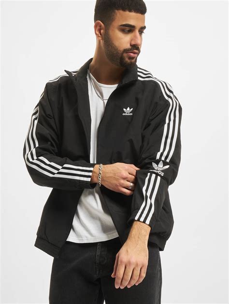 adidas übergangsjacke herren schwarz|Manner .